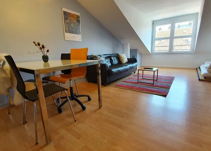 #j1 Escale Grenobloise Splendid Building Pedestrian Center *