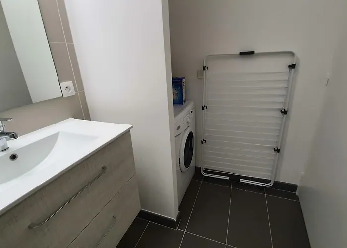 #j1 Escale Grenobloise Splendid Building Pedestrian Center